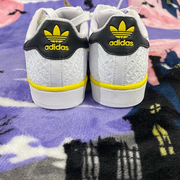 New Adidas - Picture 2 of 5